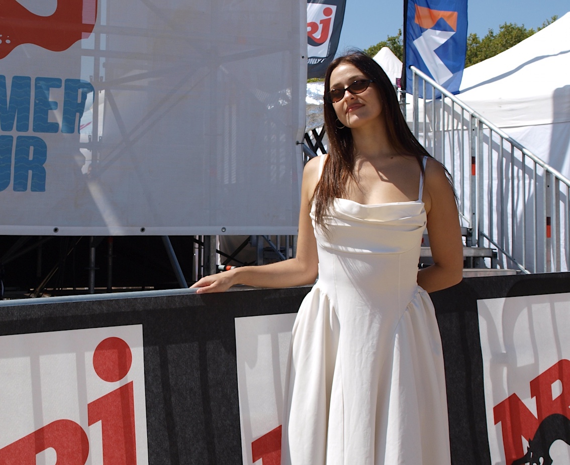 Mathilda chanteuse NRJ summer tour